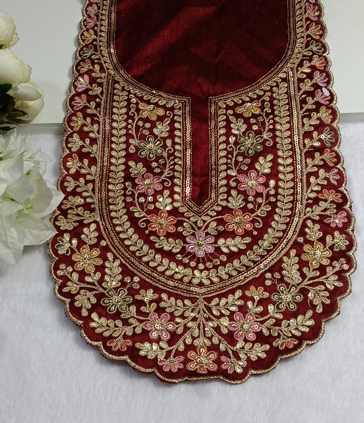 Embroidered Neck Patch Design NE1316 - Artiza Lace