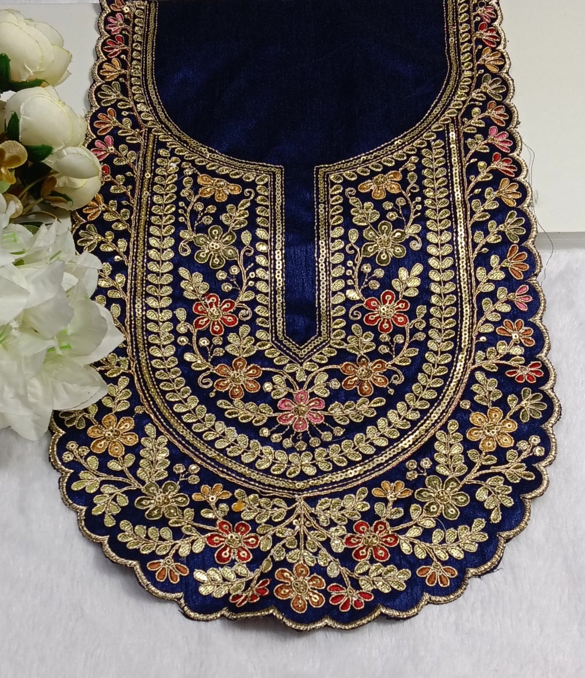 Embroidered Neck Patch Design NE1316 - Artiza Lace
