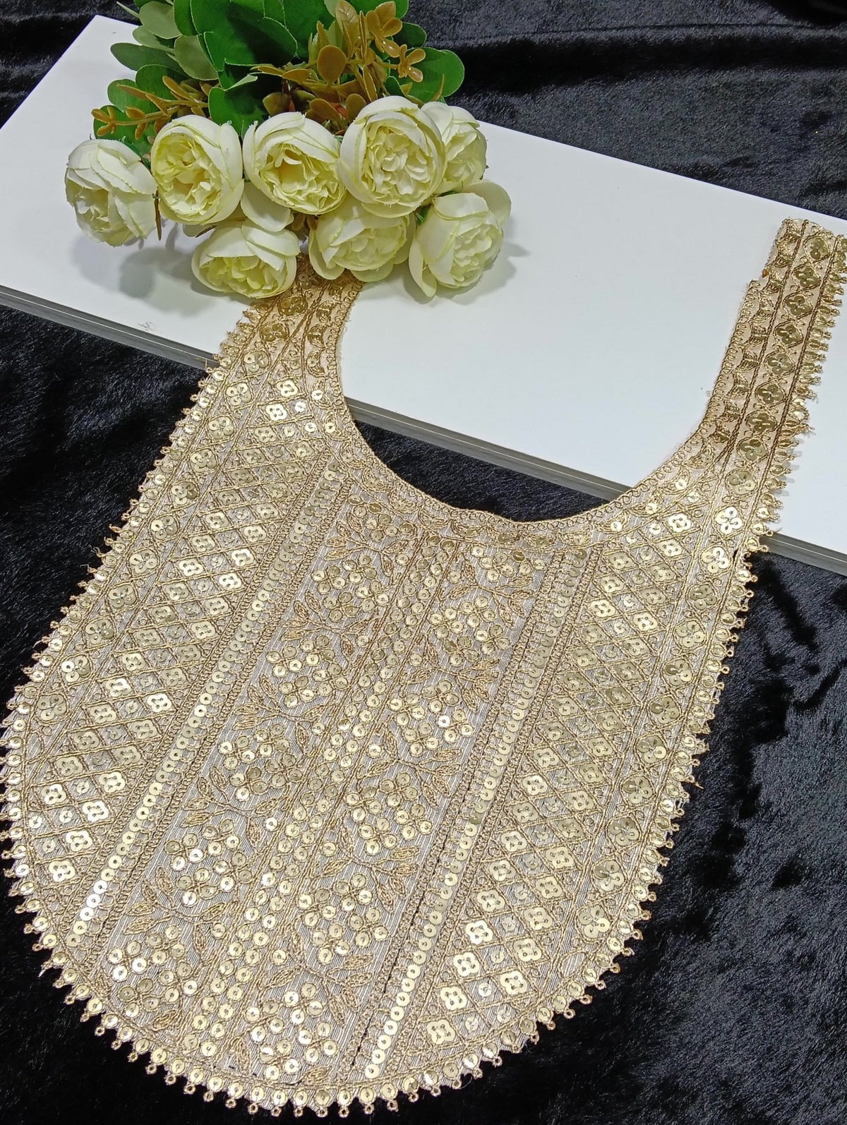 Embroidered Neck Patch Design NE132 - Artiza Lace