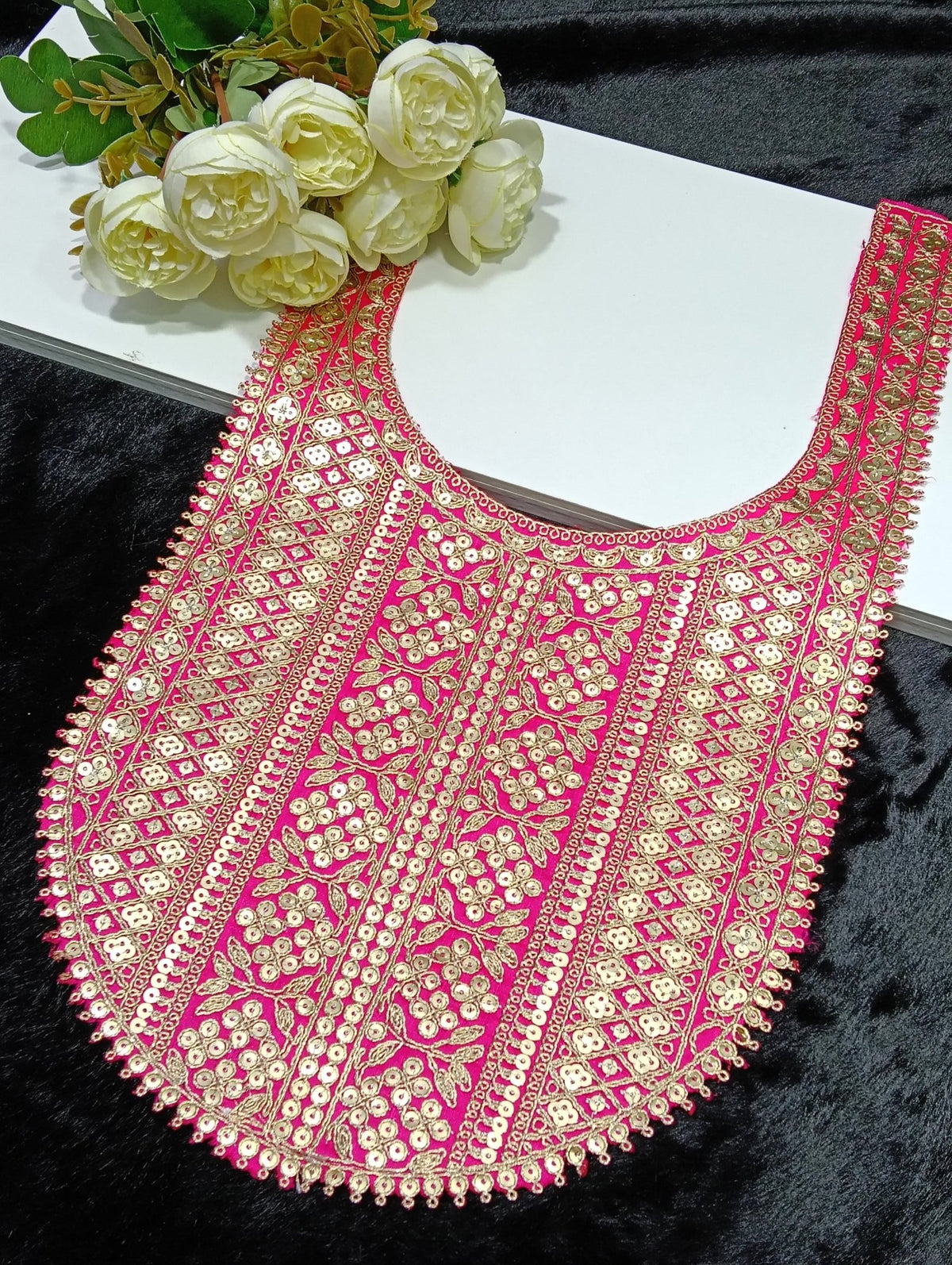 Embroidered Neck Patch Design NE132 - Artiza Lace