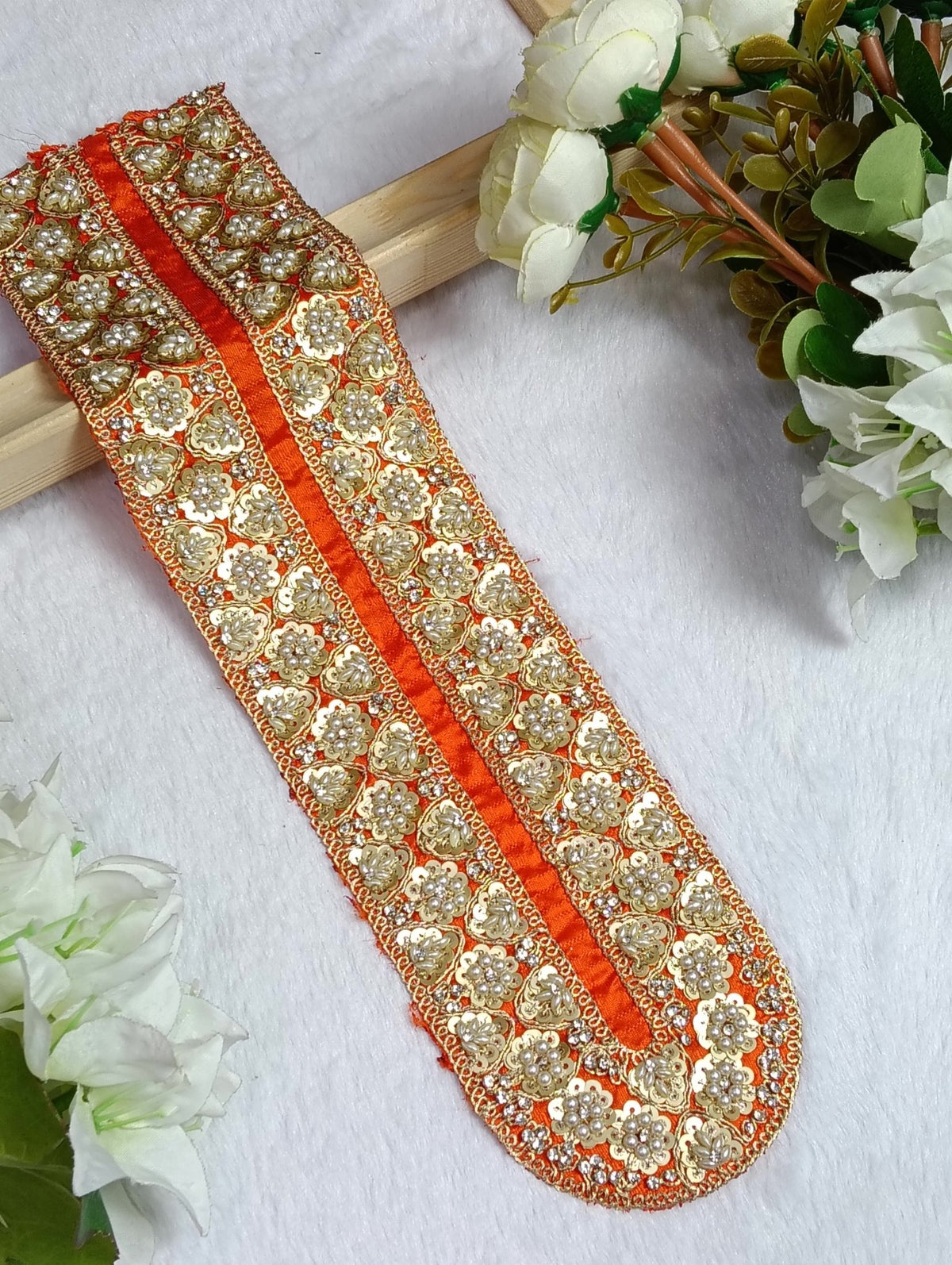 Embroidered Neck Patch Design NE1350 - Artiza Lace