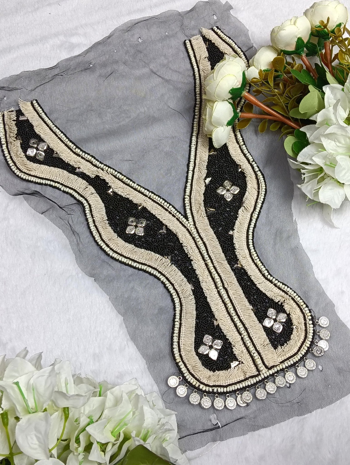 Embroidered Neck Patch Design NE1357 - Artiza Lace