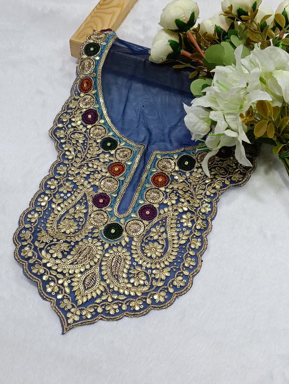 Embroidered Neck Patch Design NE1381 - Artiza Lace