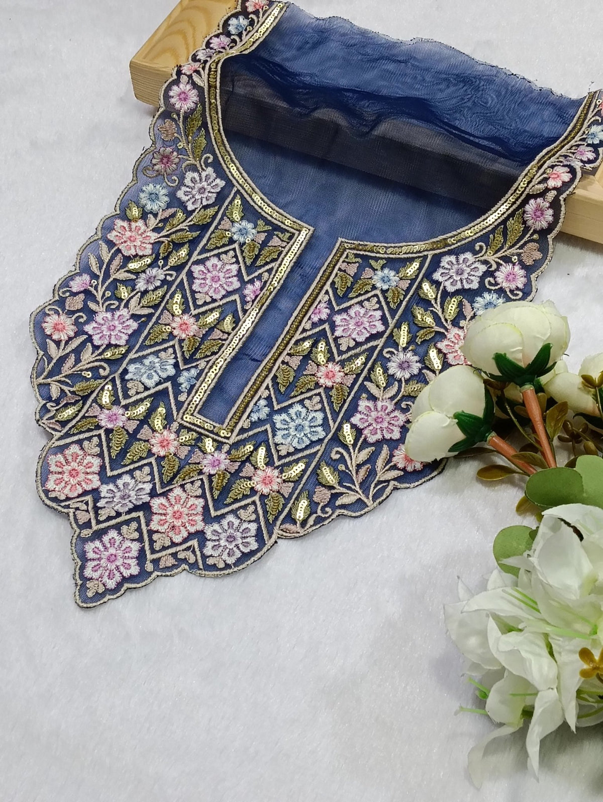 Embroidered Neck Patch Design NE1384 - Artiza Lace