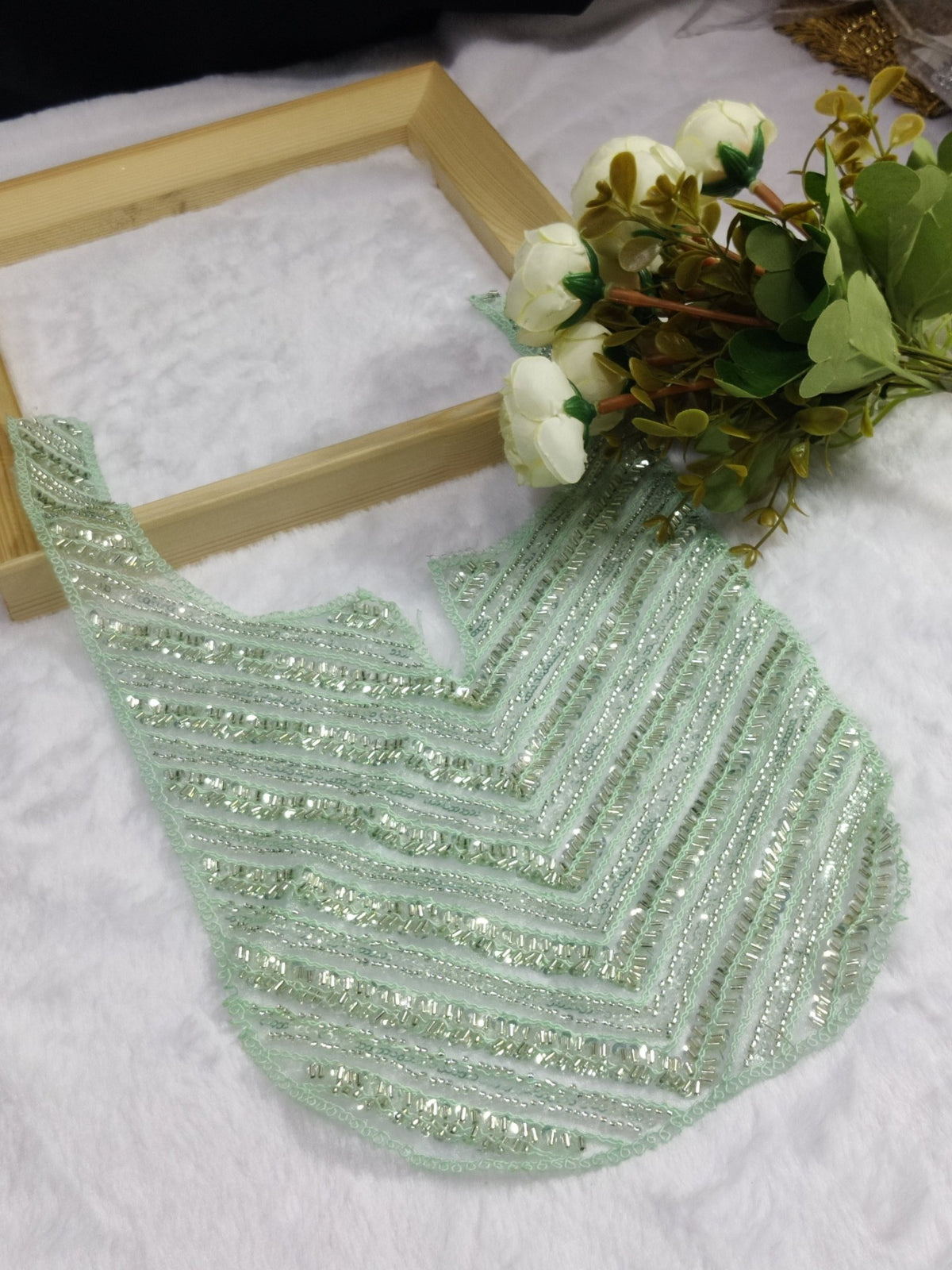 Embroidered Neck Patch Design NE542 - Artiza Lace