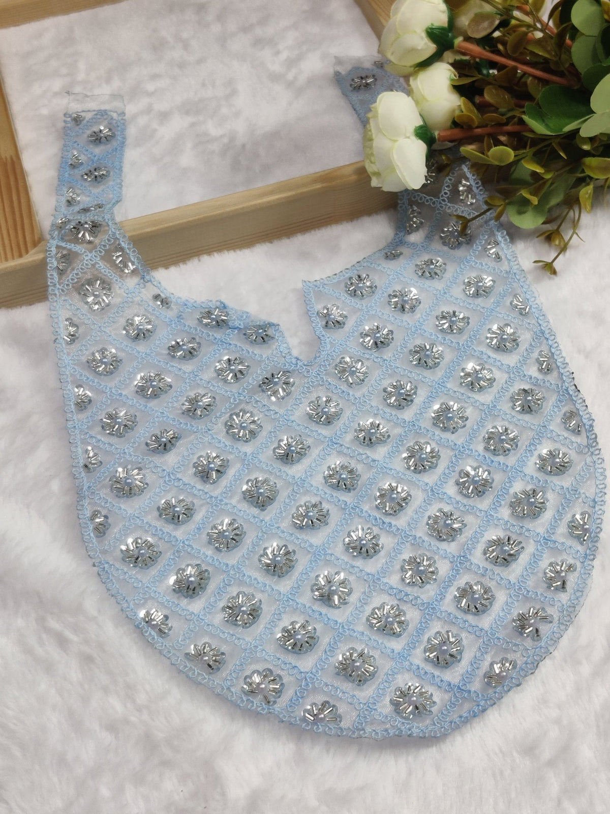 Embroidered Neck Patch Design NE545 - Artiza Lace