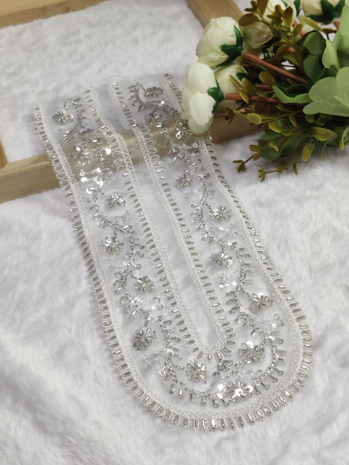 Embroidered Neck Patch Design NE563 - Artiza Lace