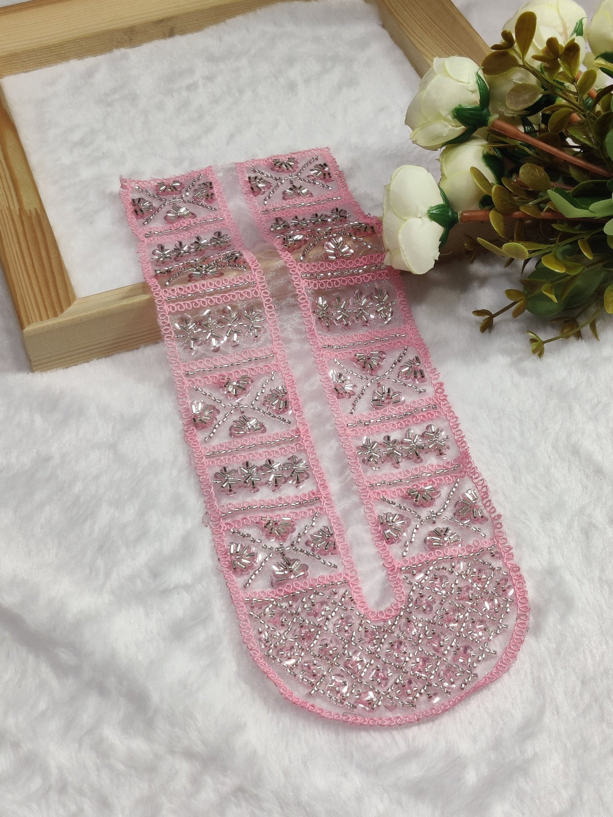 Embroidered Neck Patch Design NE580 - Artiza Lace