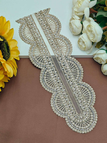 Embroidered Neck Patch Design NE658 - Artiza Lace