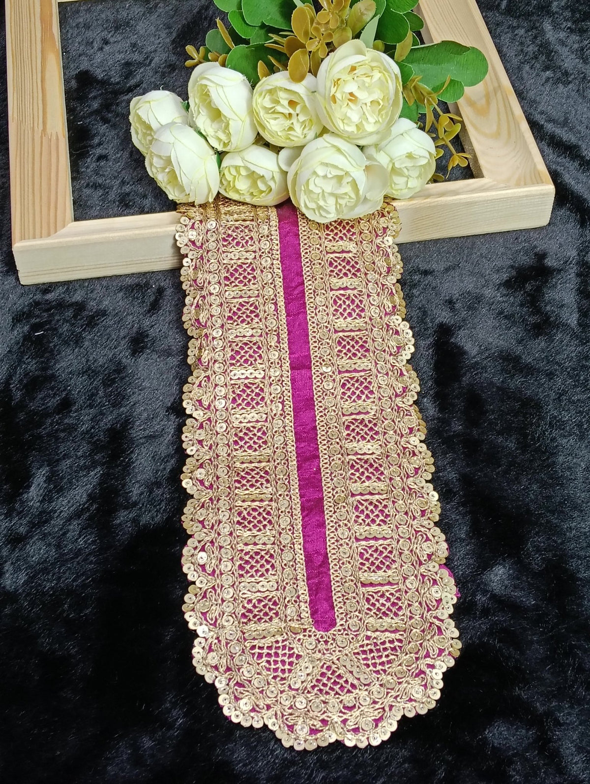 Embroidered Neck Patch Design NE809 - Artiza Lace