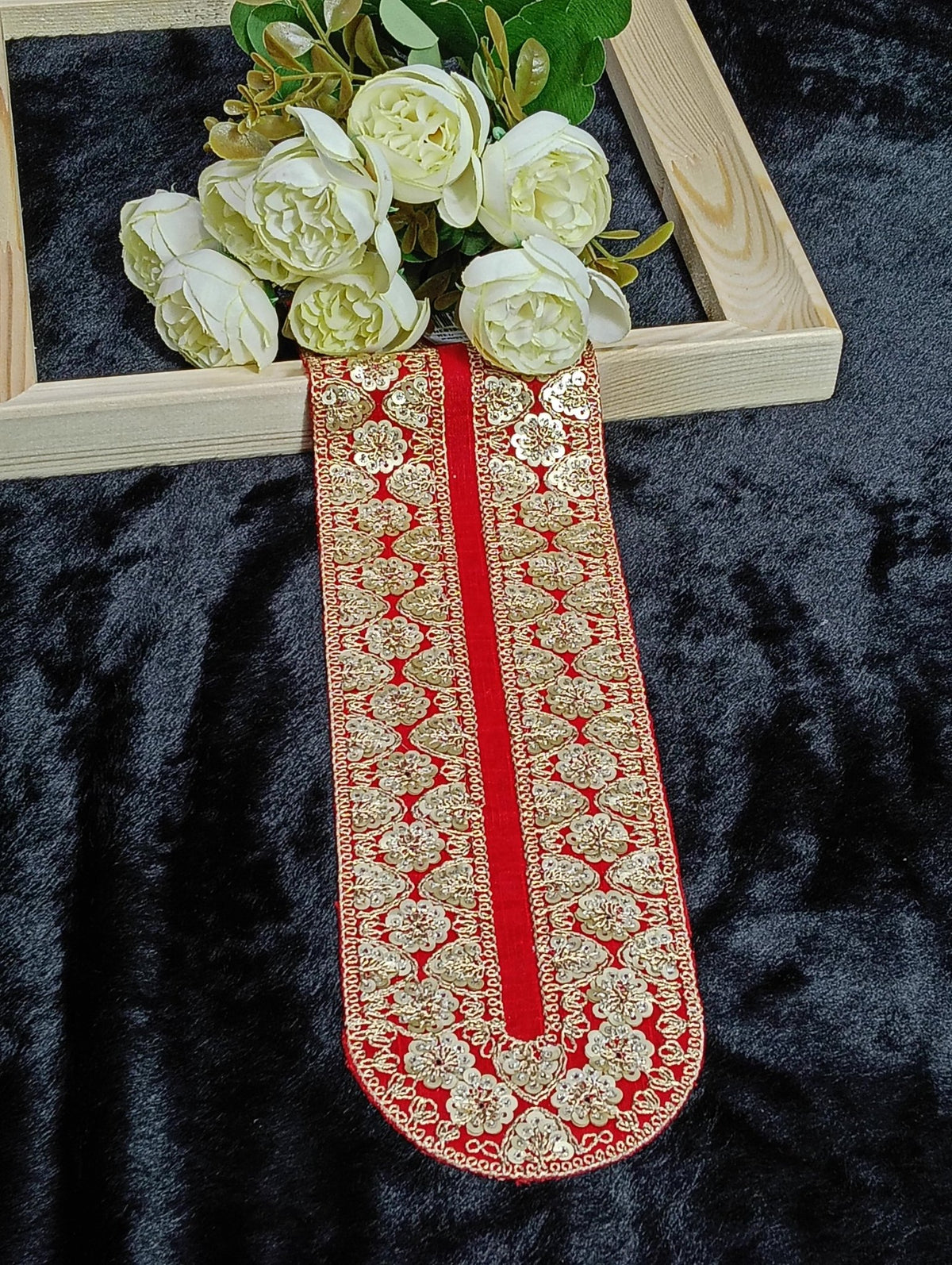 Embroidered Neck Patch Design NE813 - Artiza Lace