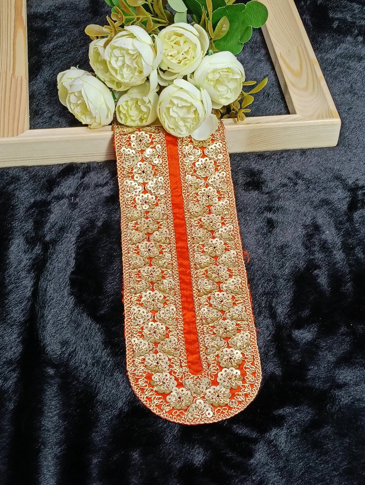 Embroidered Neck Patch Design NE813 - Artiza Lace