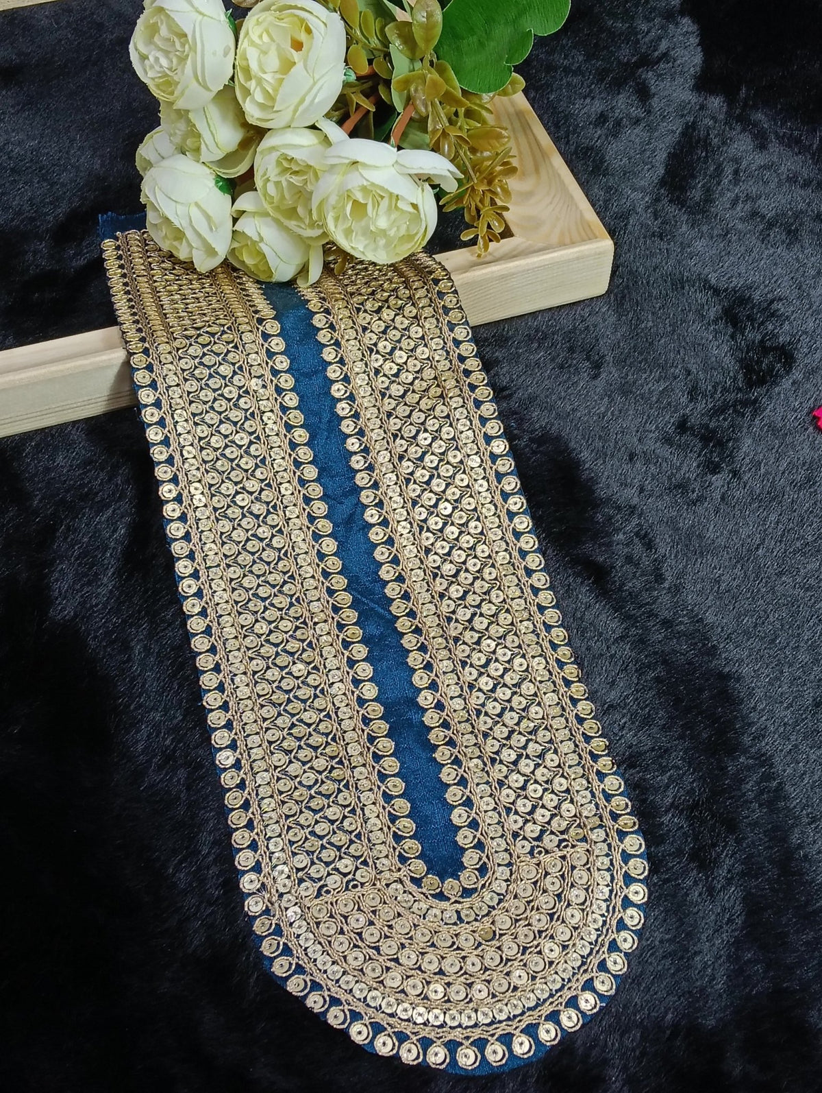 Embroidered Neck Patch Design NE815 - Artiza Lace