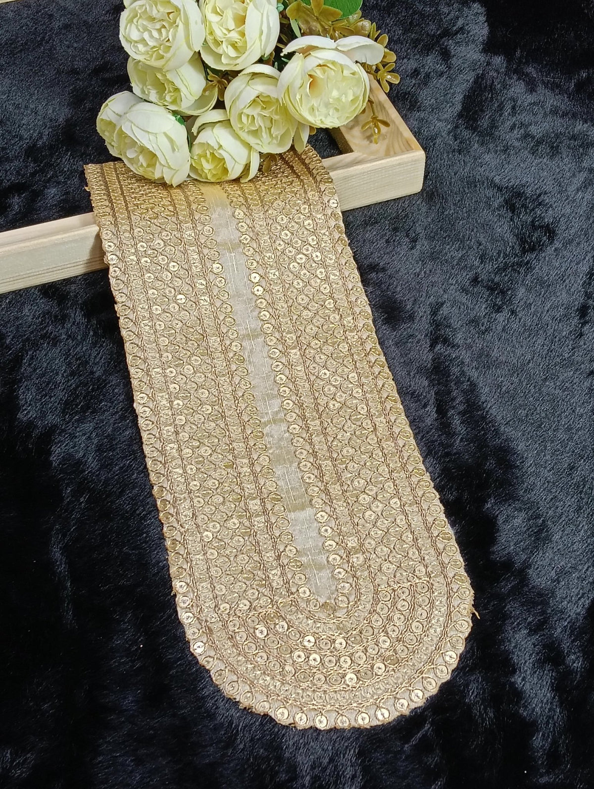 Embroidered Neck Patch Design NE815 - Artiza Lace