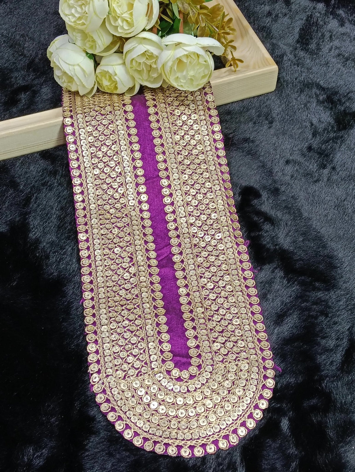 Embroidered Neck Patch Design NE815 - Artiza Lace