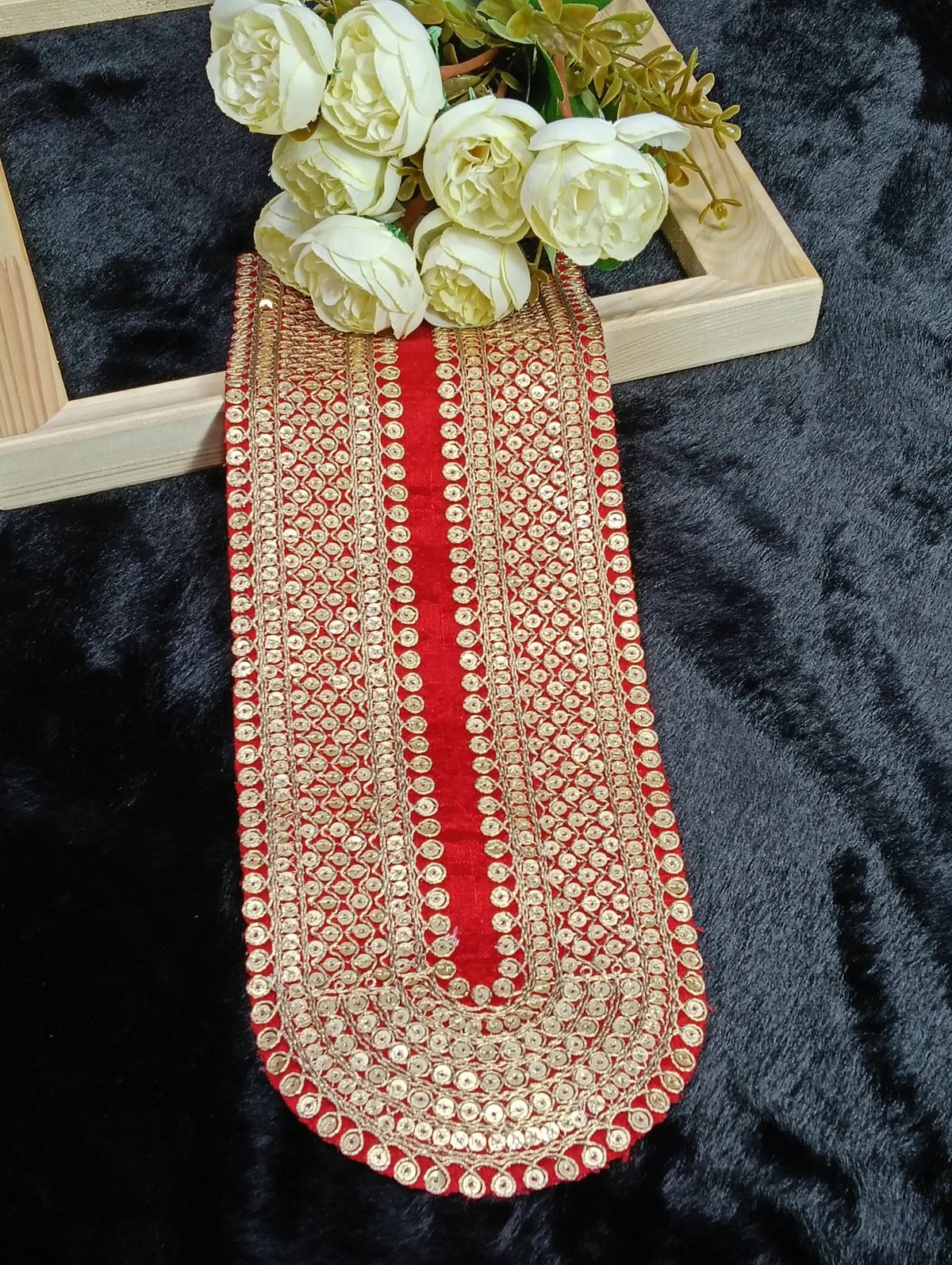 Embroidered Neck Patch Design NE815 - Artiza Lace