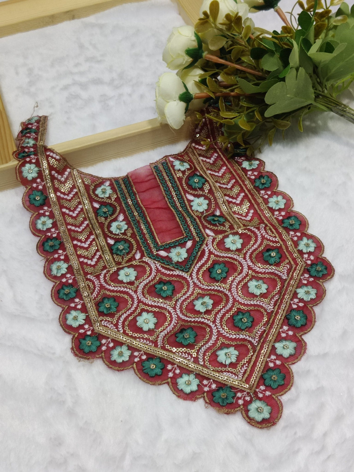 Embroidered Neck Patch Design NE992 - Artiza Lace