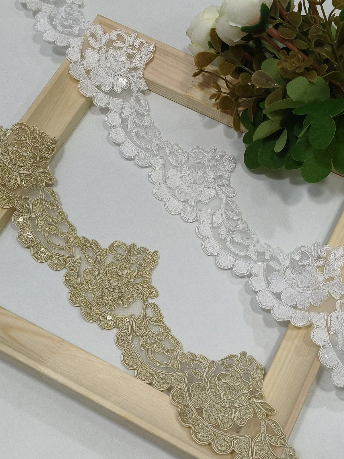 Coding Embroidered Zari Border 09 – 4 Colours | Artiza Lace