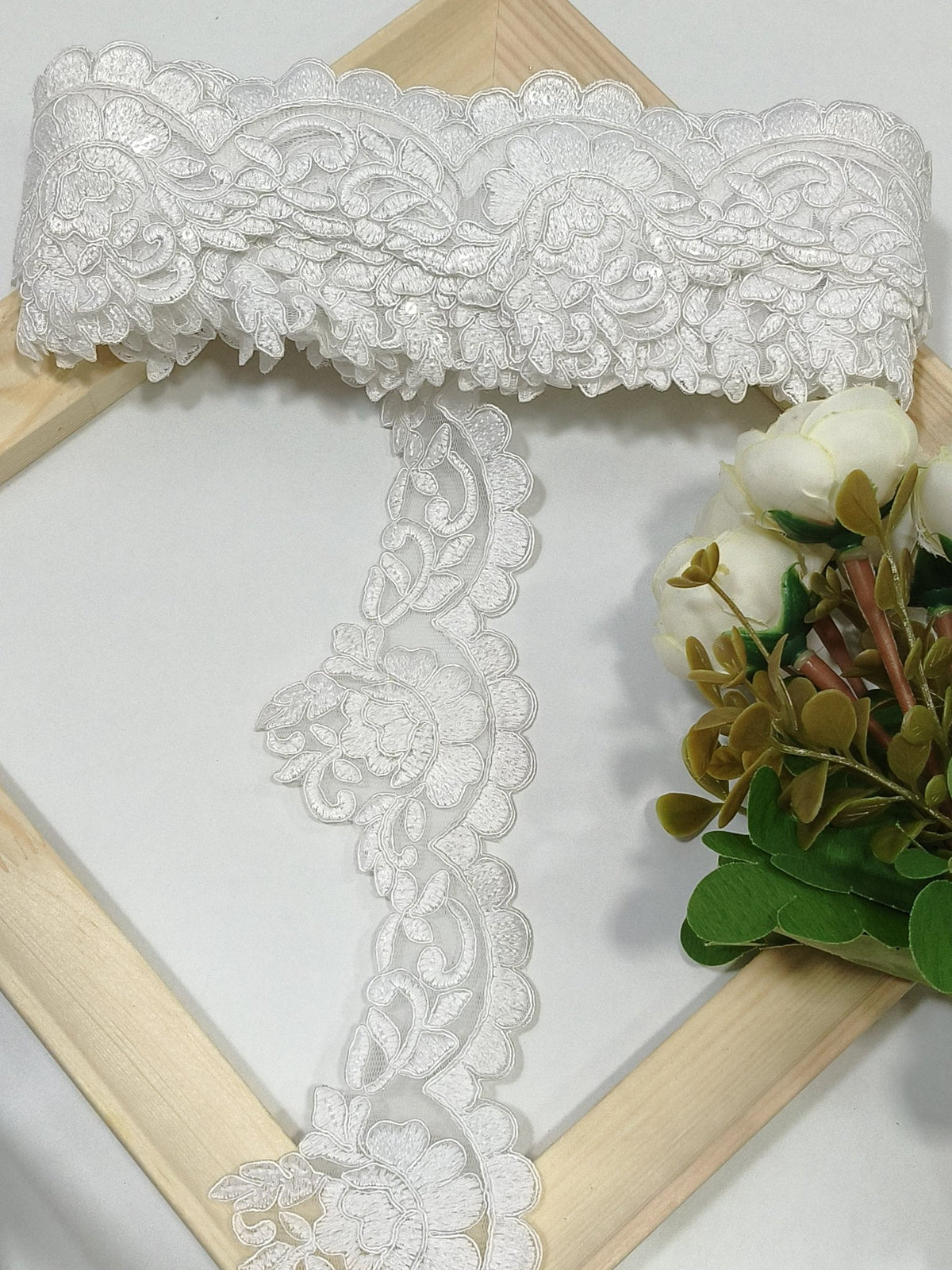 Coding Embroidered Zari Border 09 – 4 Colours | Artiza Lace