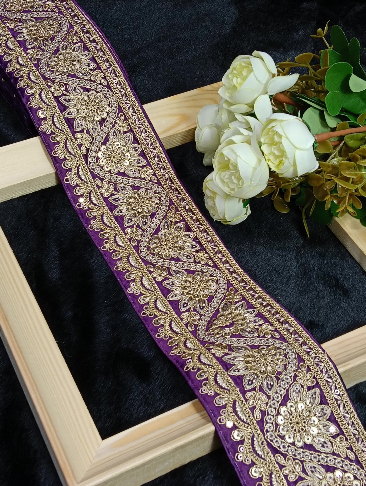 Coding Embroidered Zari Border 16 – 8 Colours | Artiza Lace