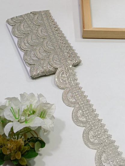 JA11150 Jari Border - Artiza Lace
