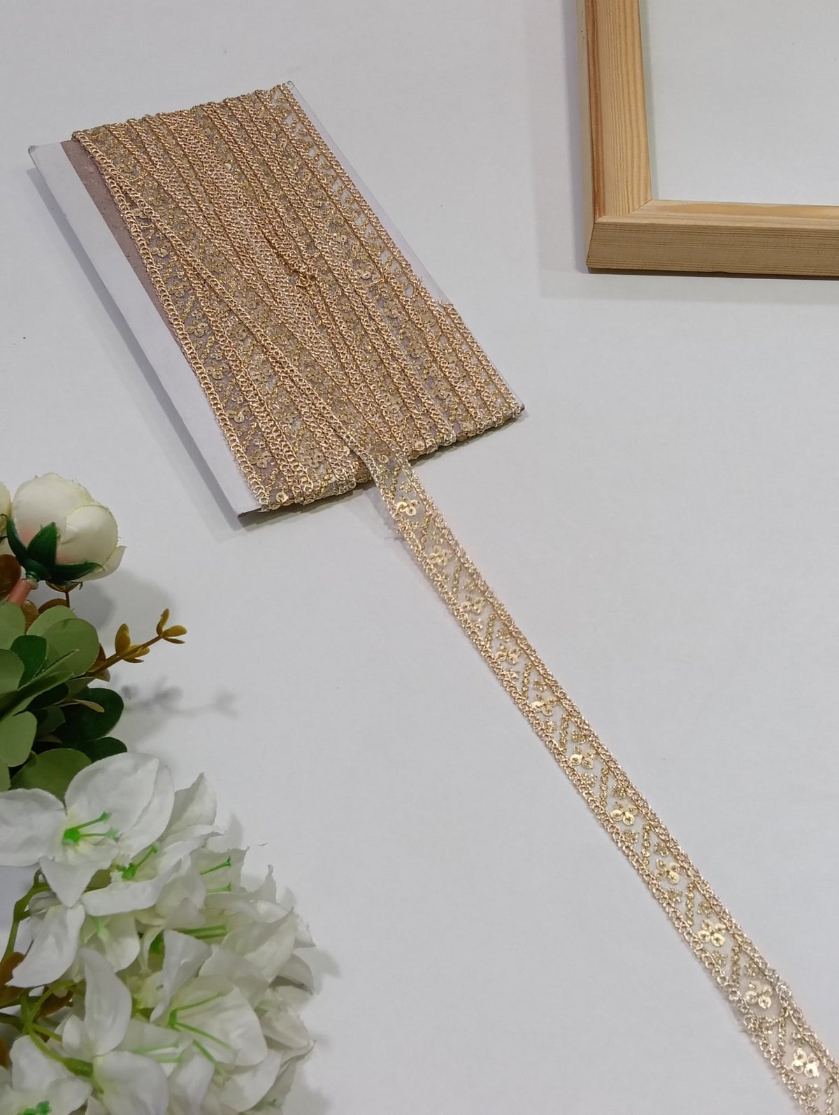JA12444 Jari Border - Artiza Lace
