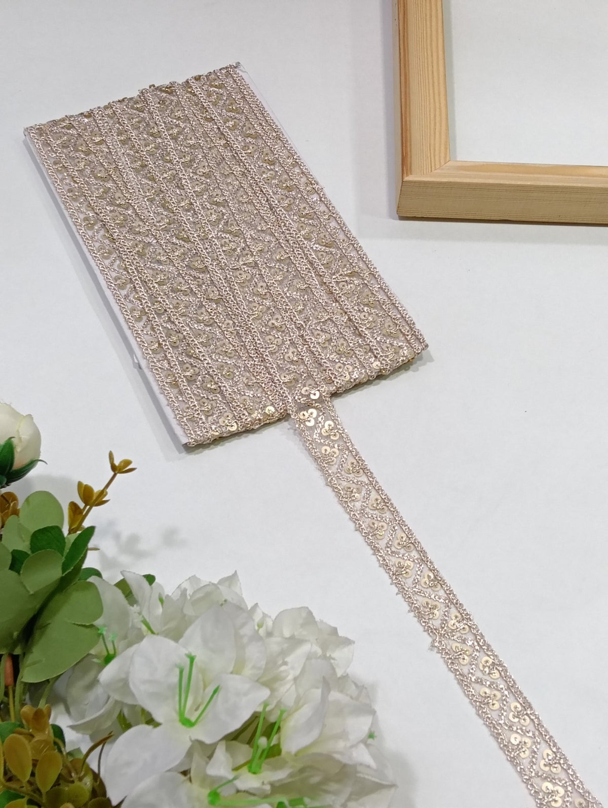 JA12573 Jari Border - Artiza Lace