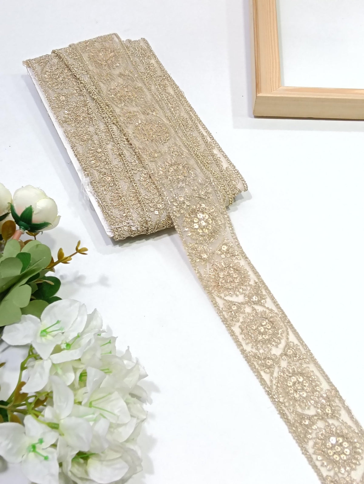 JA14231 Jari Border - Artiza Lace