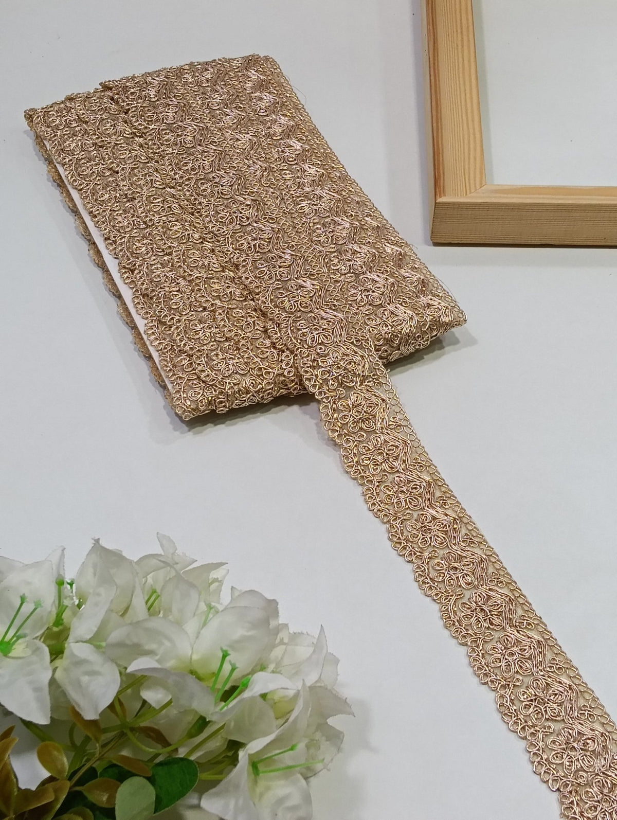 JA15033 Jari Border - Artiza Lace