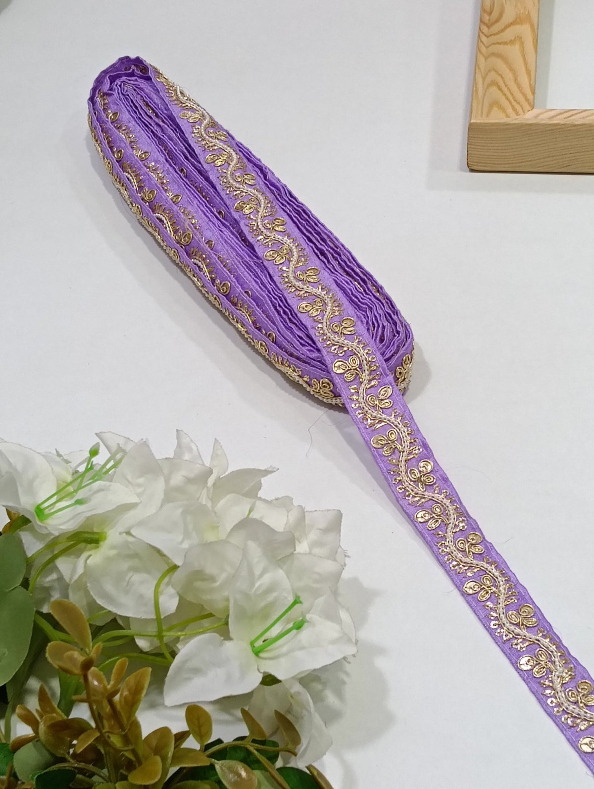 Jari Border JA12449 - Artiza Lace