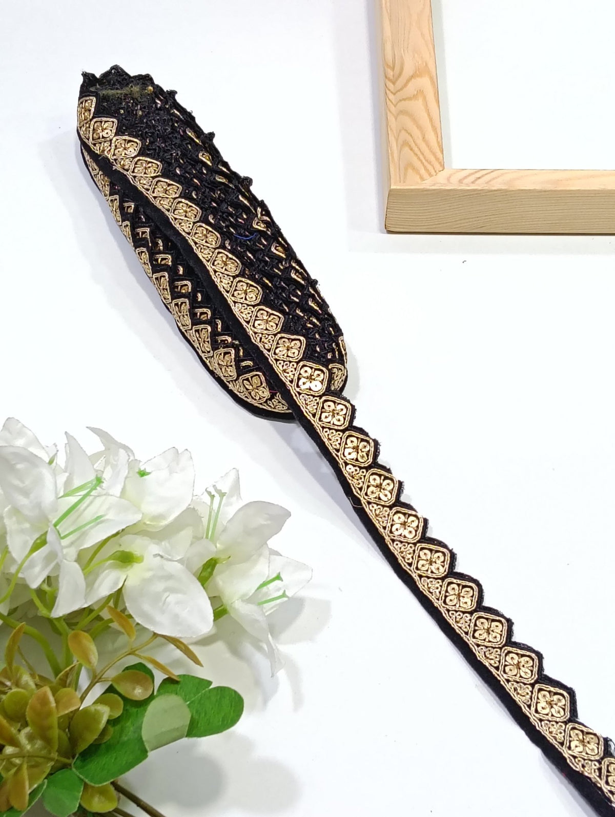Jari Border JA4919 - Artiza Lace