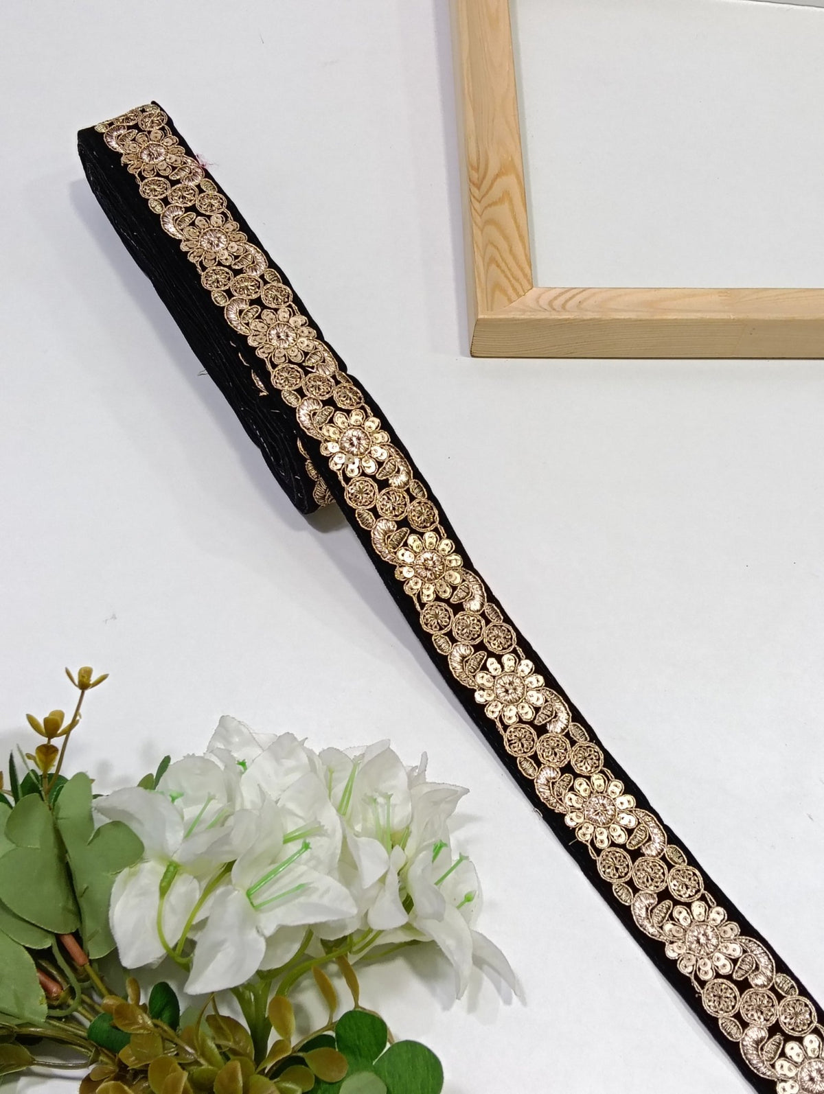 Jari Border JA6648 - Artiza Lace