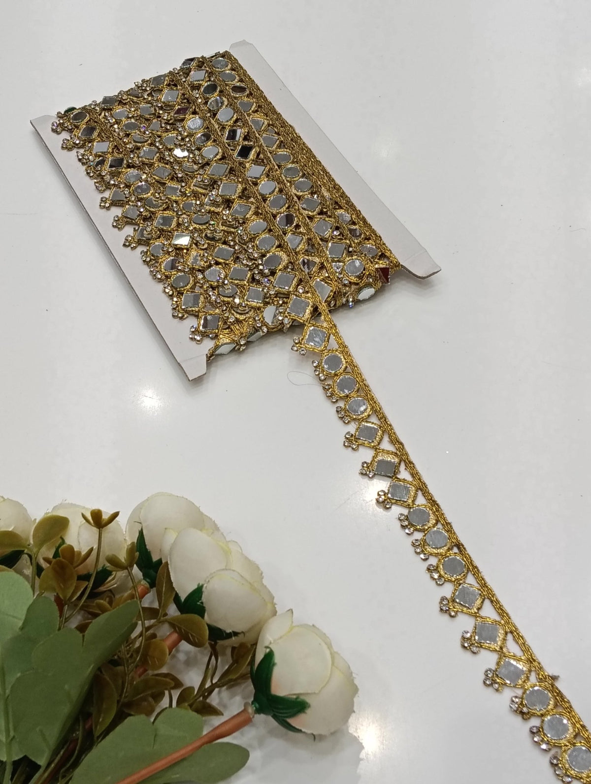MI435 Mirror Border - Artiza Lace