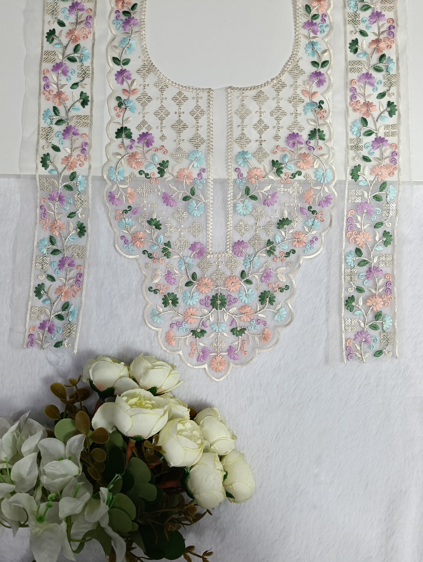 Embroidered Neck Patch Design NE1095
