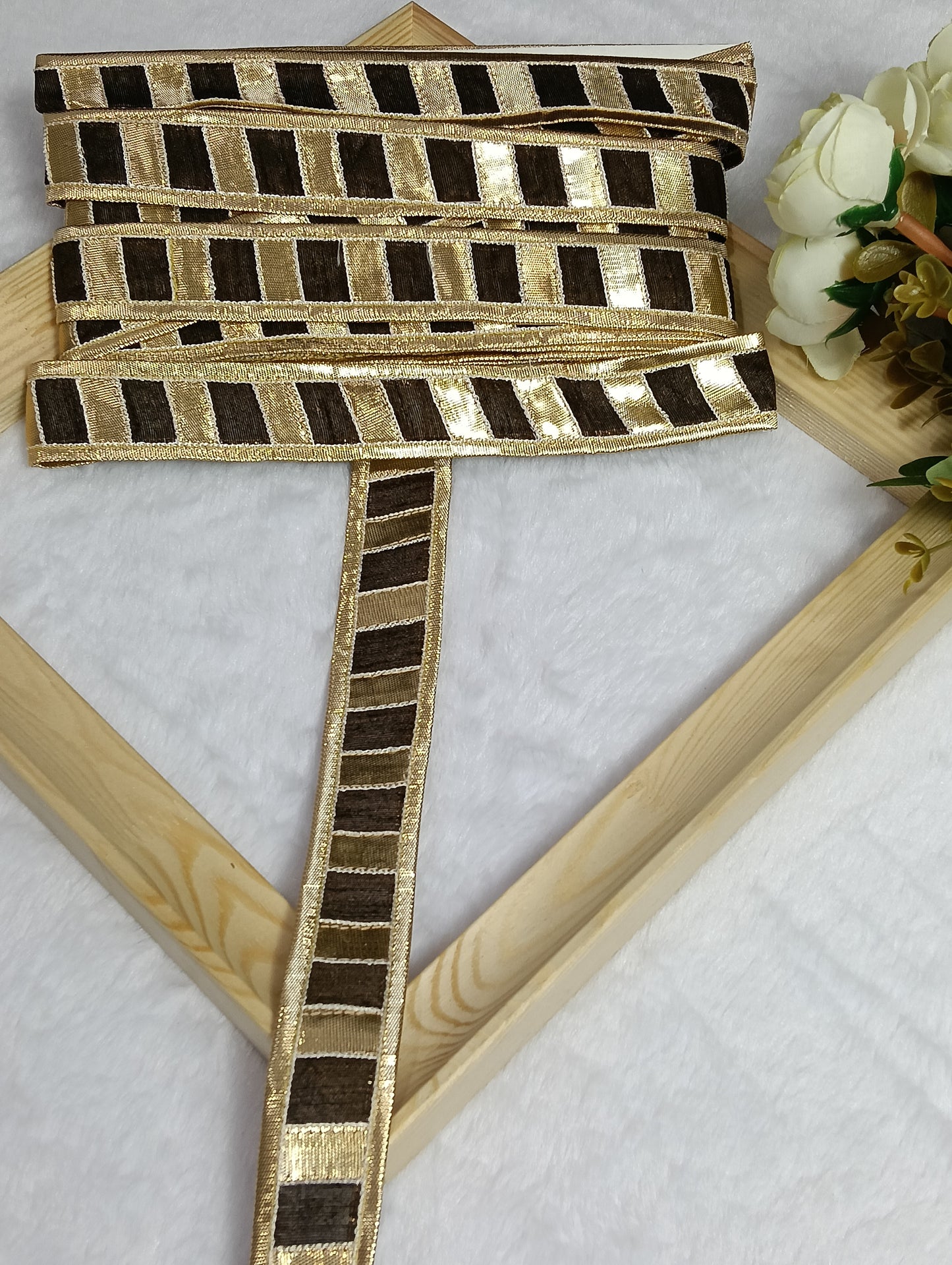 Traditional Gota Patti — Royal Rajasthani Edging GO811