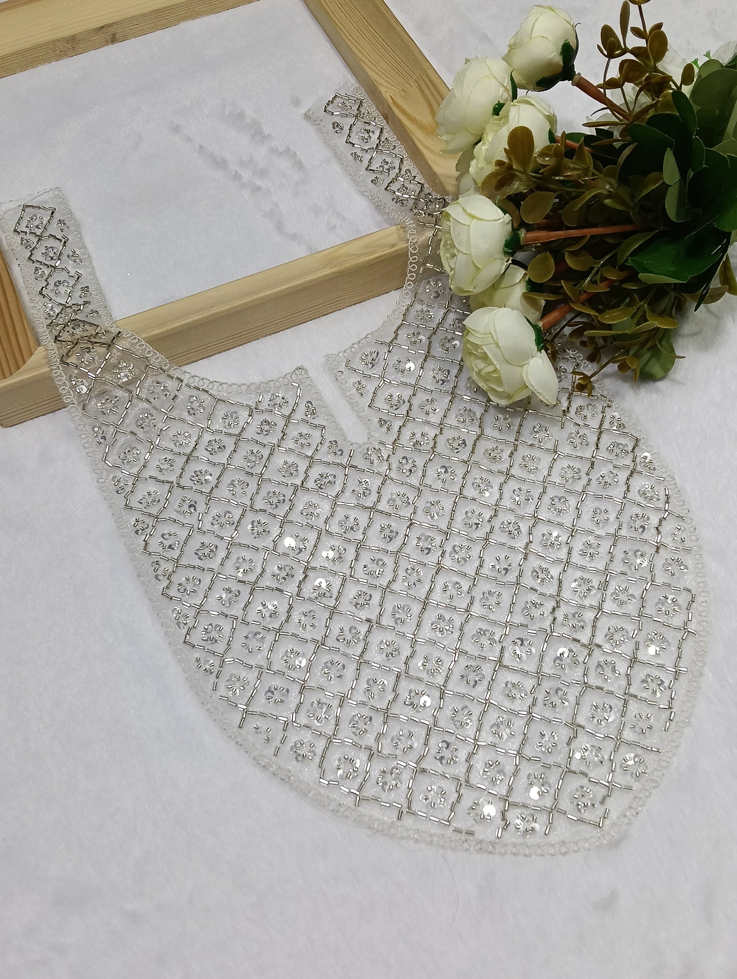 Embroidered Neck Patch Design NE544