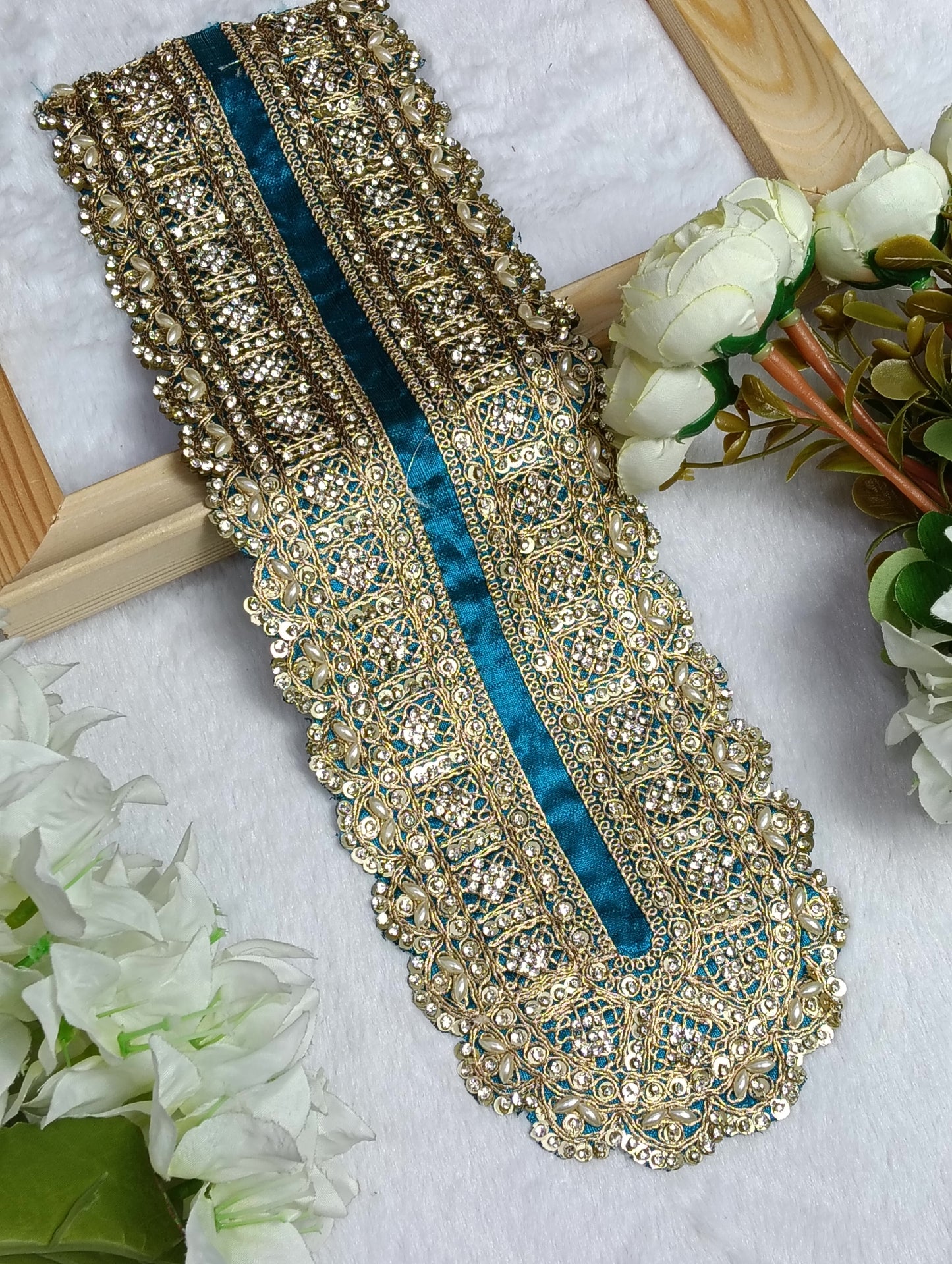 Embroidered Neck Patch Design NE1348