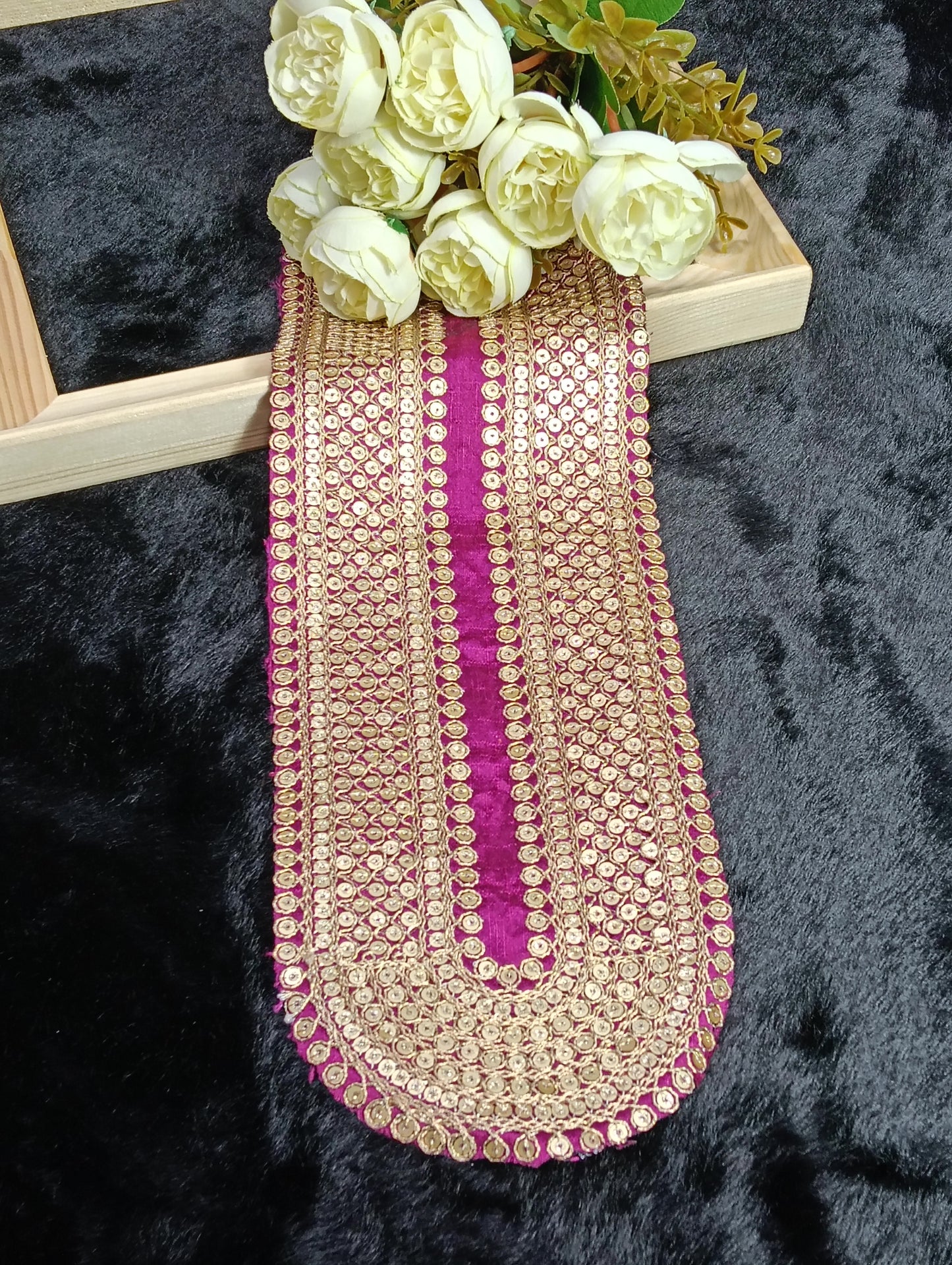 Embroidered Neck Patch Design NE815