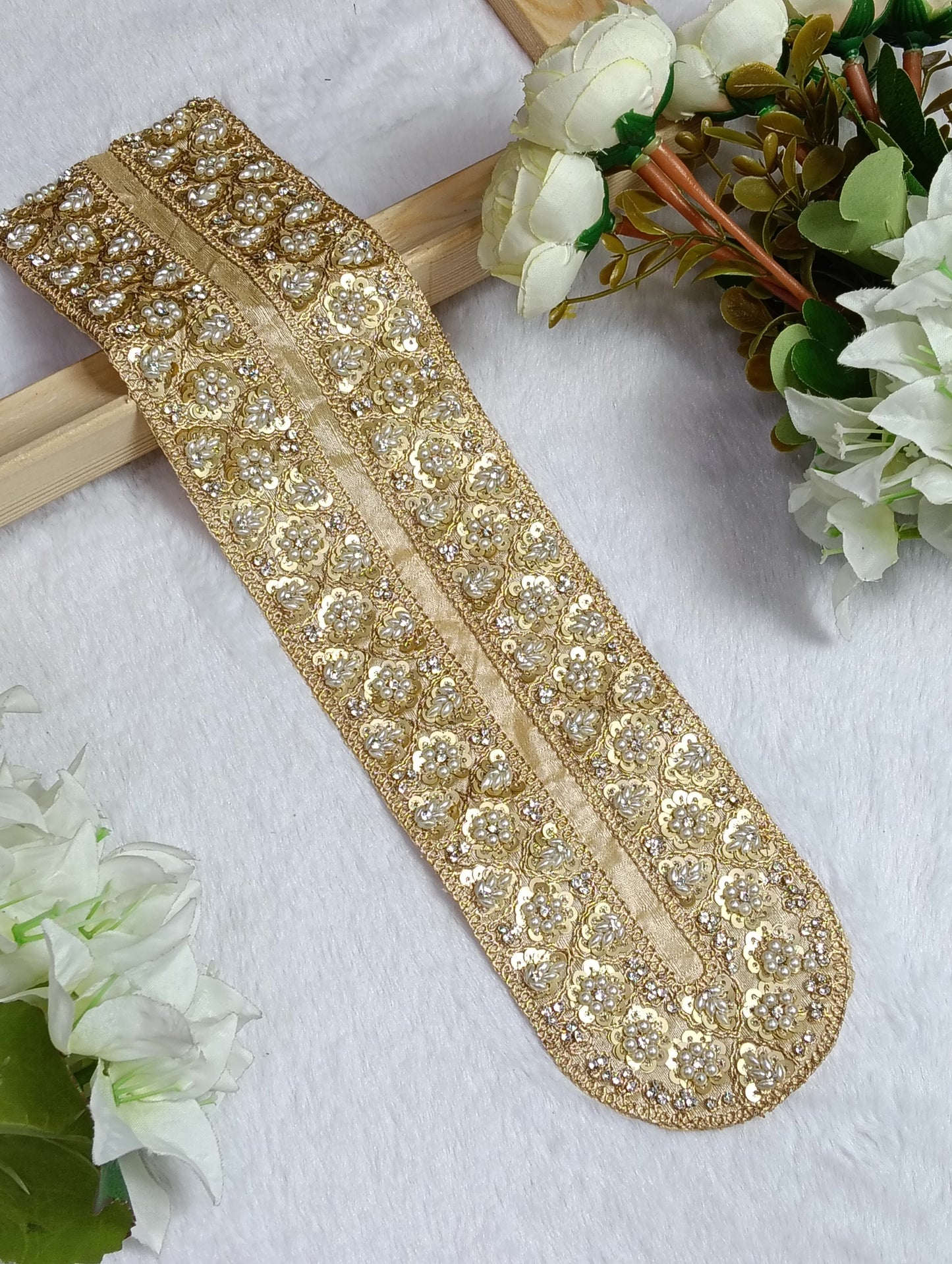 Embroidered Neck Patch Design NE1350