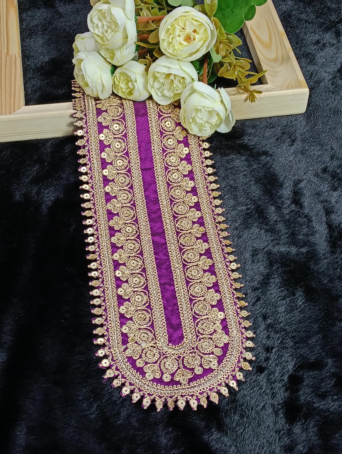 Embroidered Neck Patch Design NE334