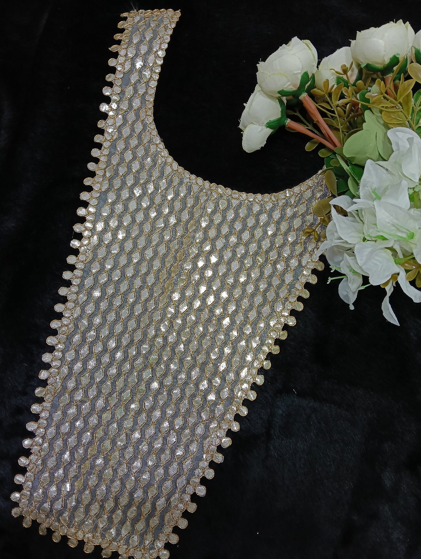Embroidered Neck Patch Design NE22