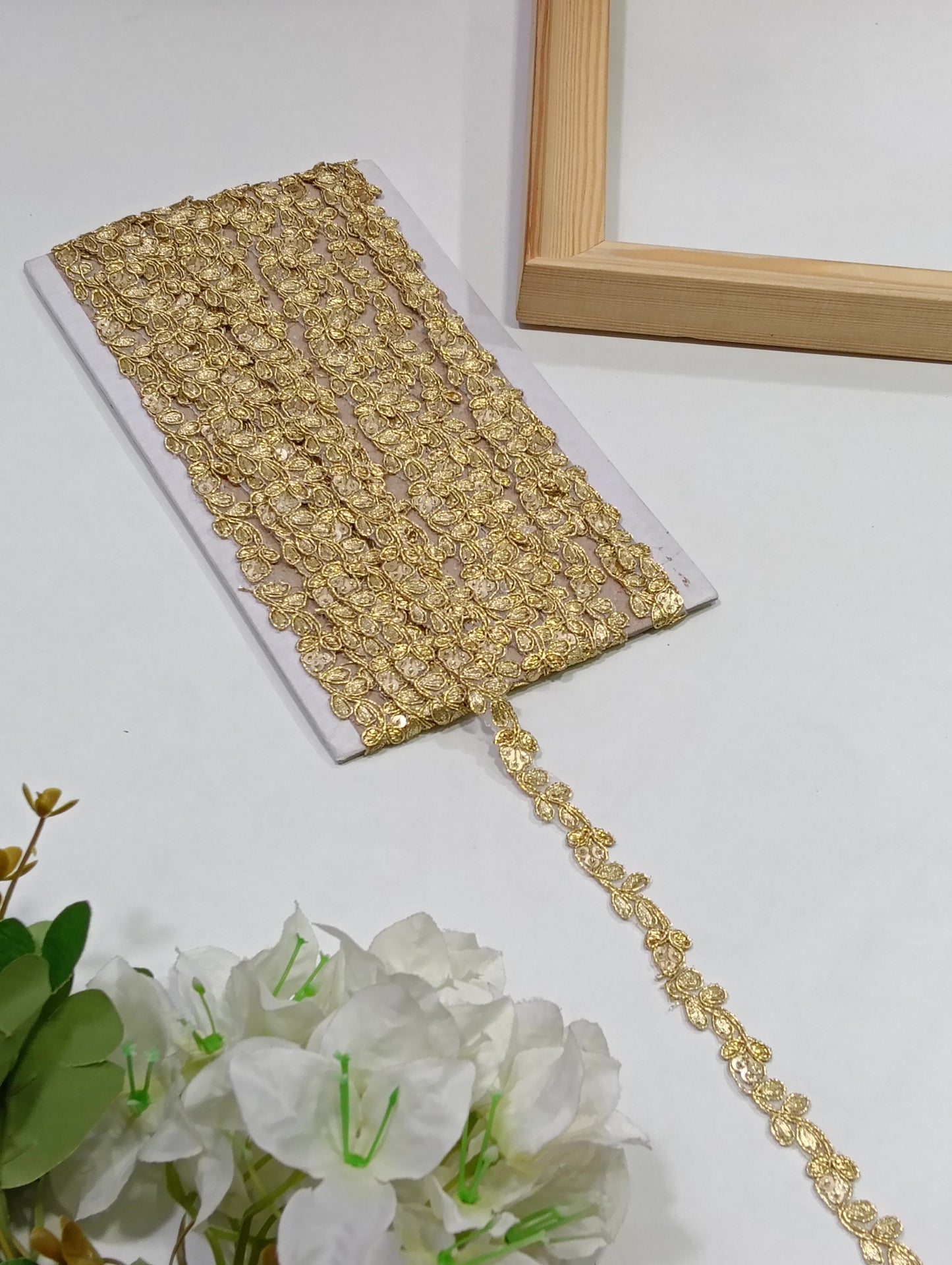 JA12383 Jari Border