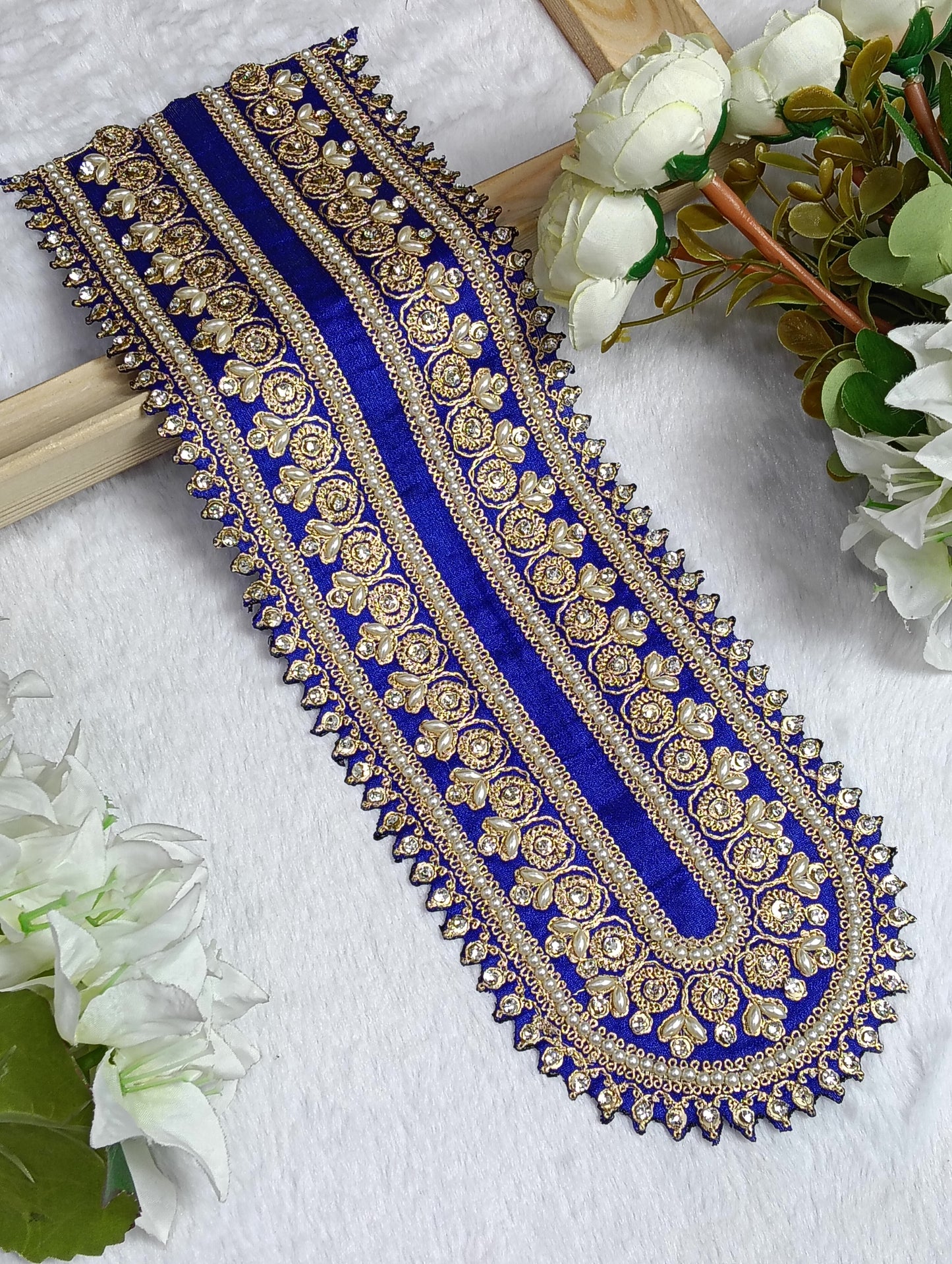 Embroidered Neck Patch Design NE1351