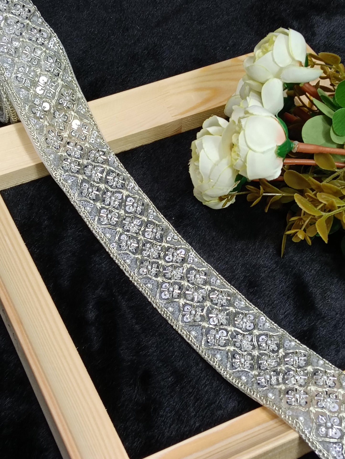 Machine Handwork Design – HA6073