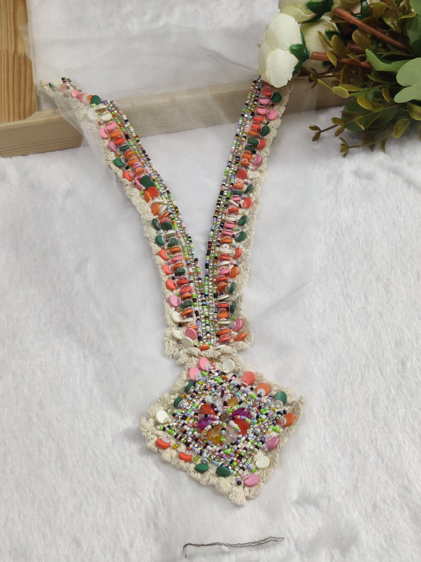 Embroidered Neck Patch Design NE1171
