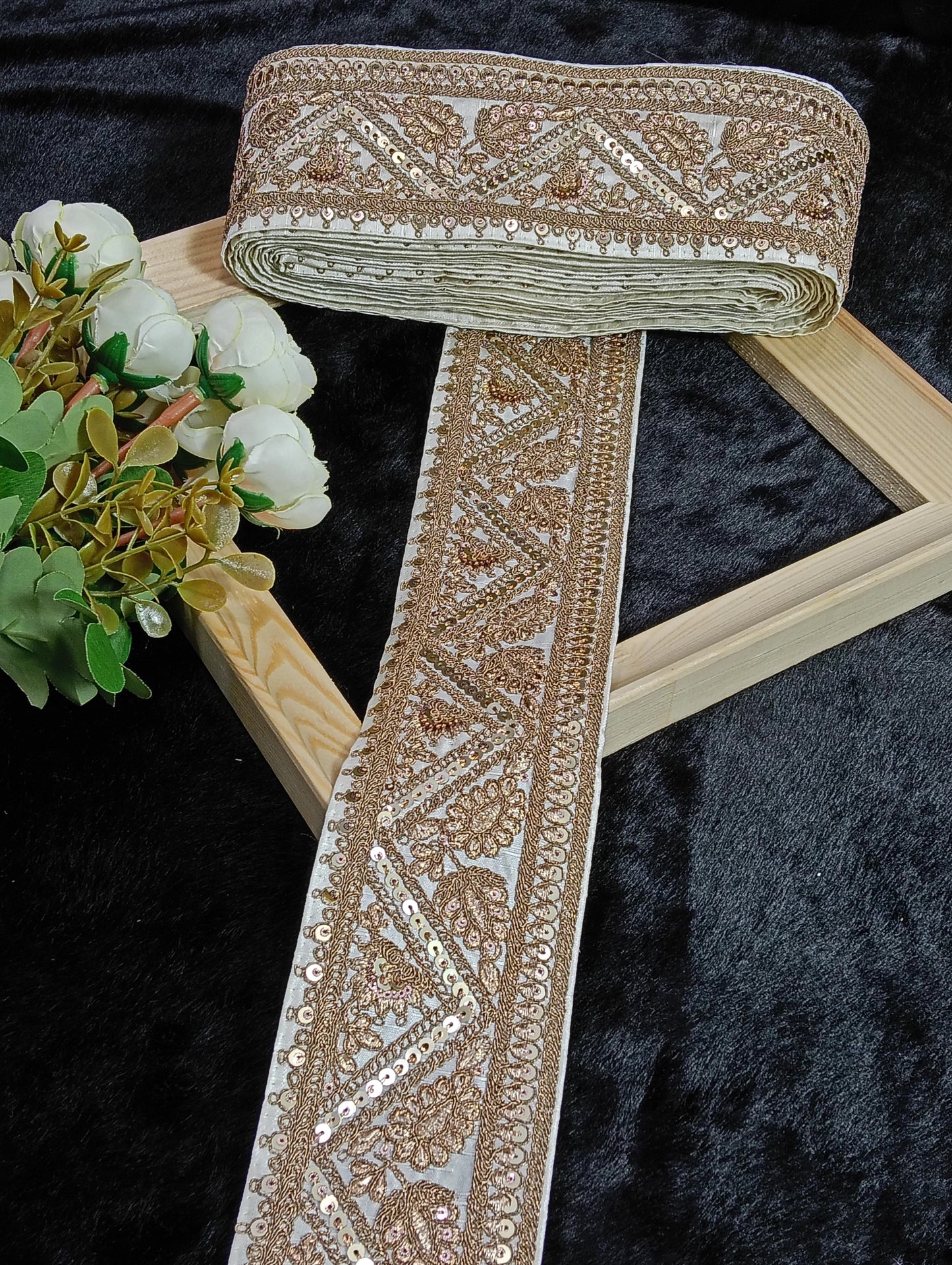 Embroidery Lace Jari Border JA14310