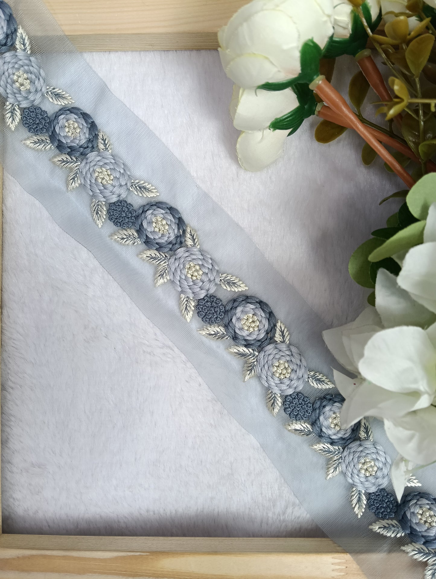 Embroidery Lace Jari Border JA14695