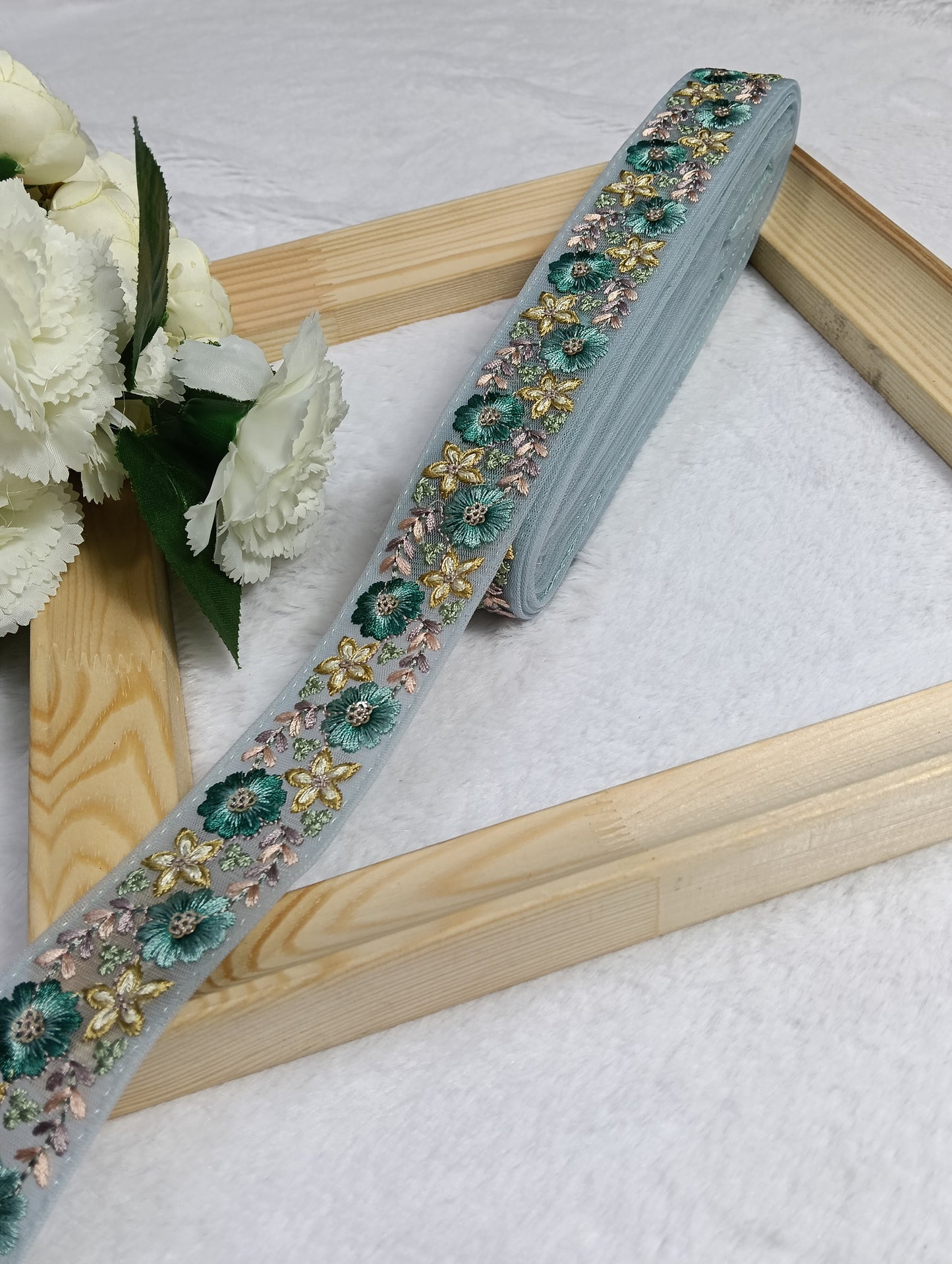 Embroidery Lace Jari Border JA14540