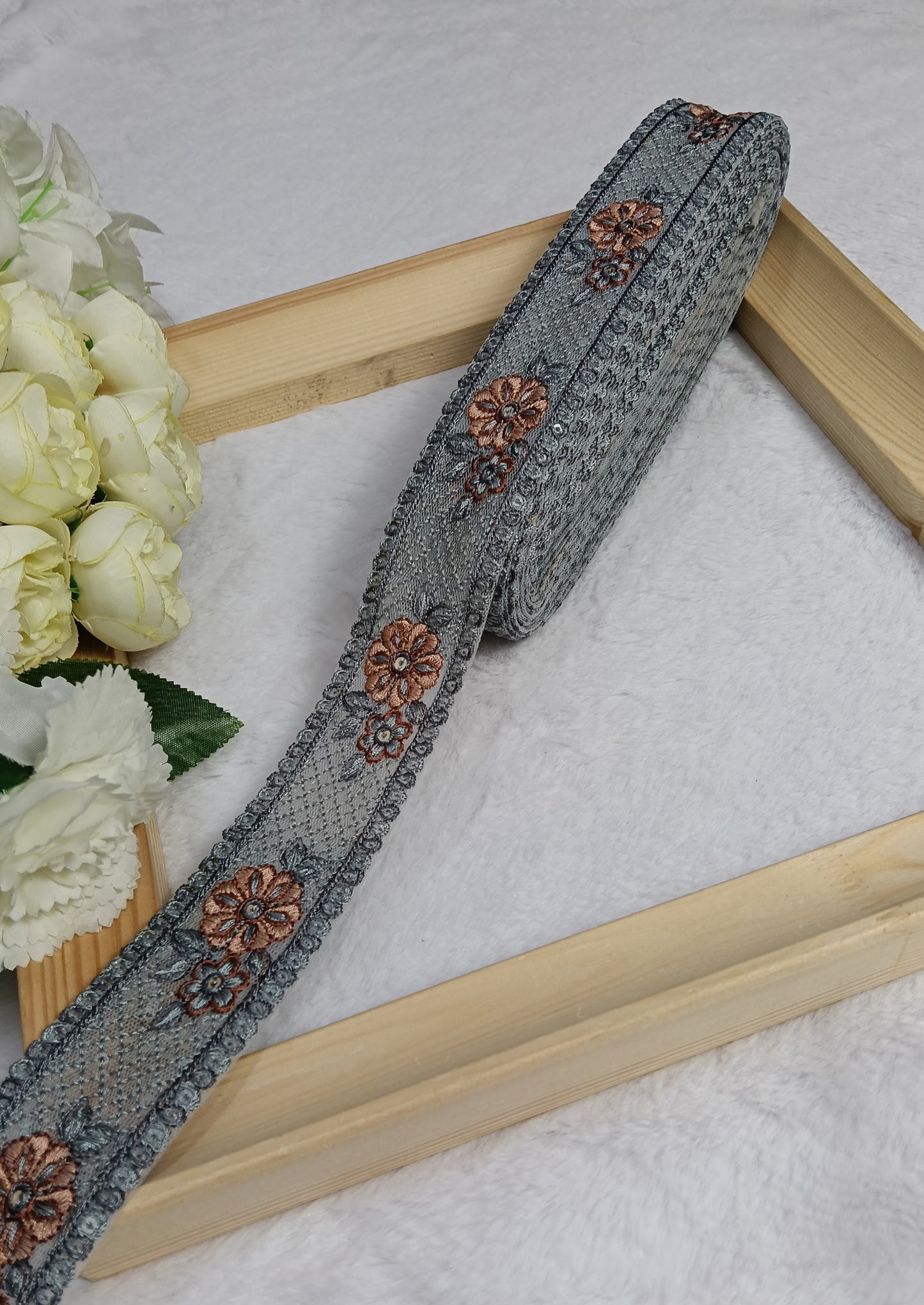 Embroidery Lace Jari Border JA14576