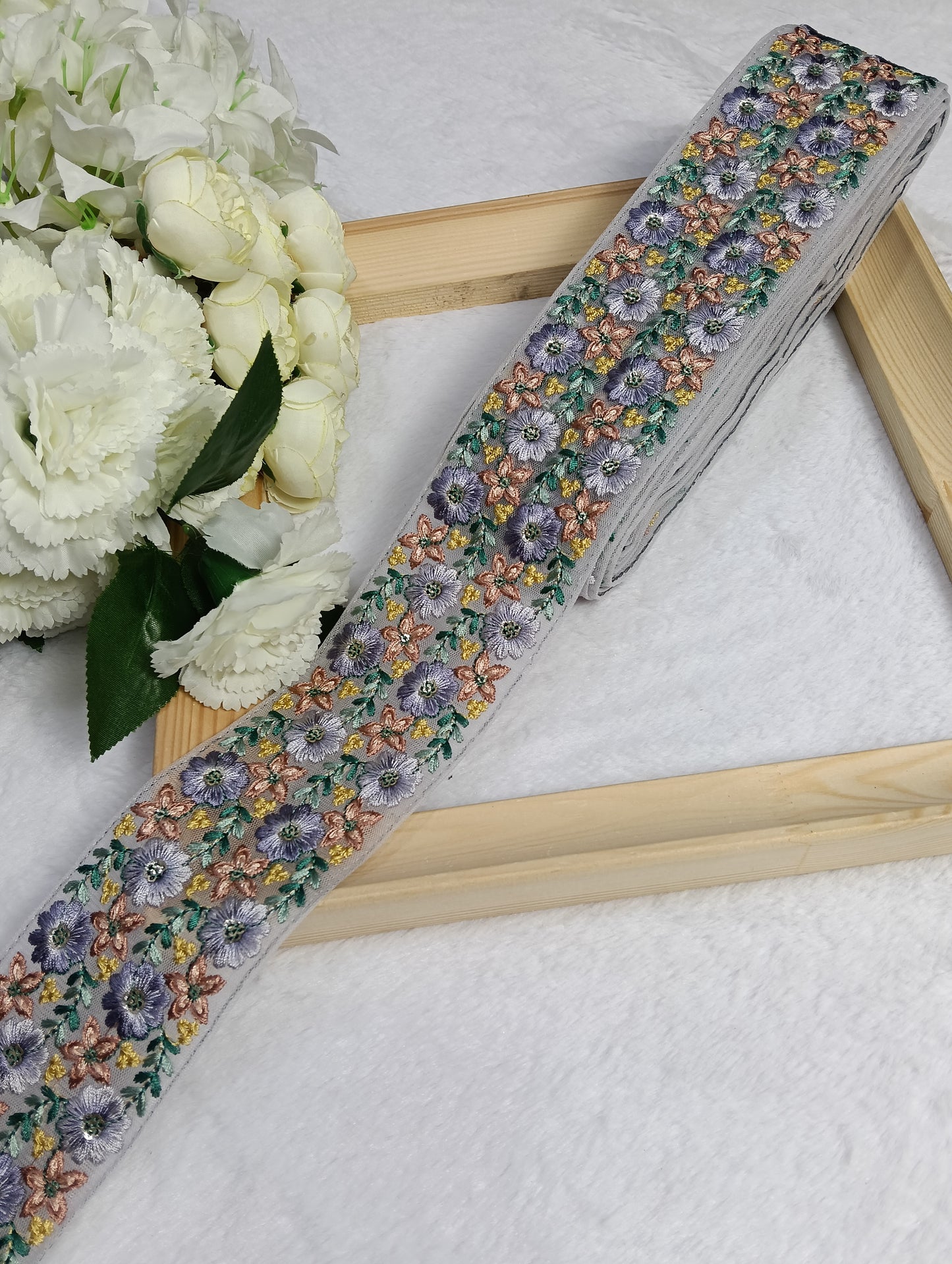 Embroidery Lace Jari Border JA14541